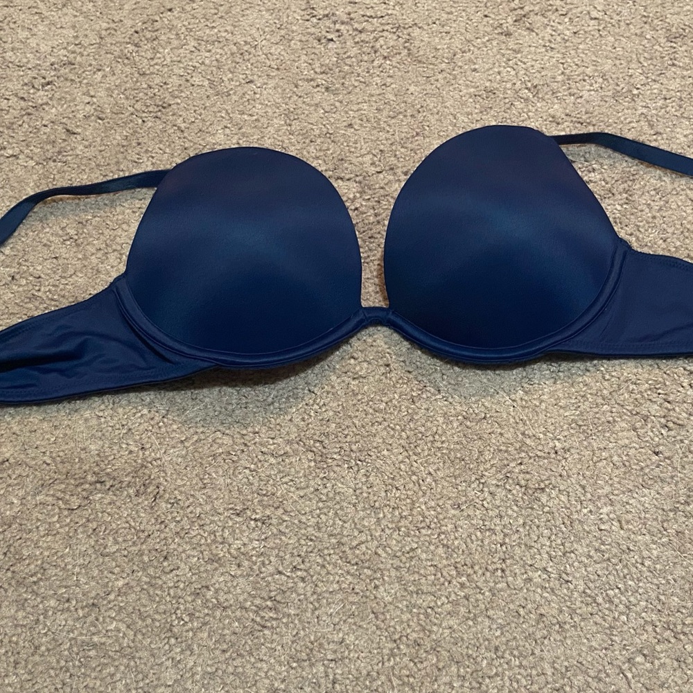 VS Pink Wear Everywhere Super push up bra 34B